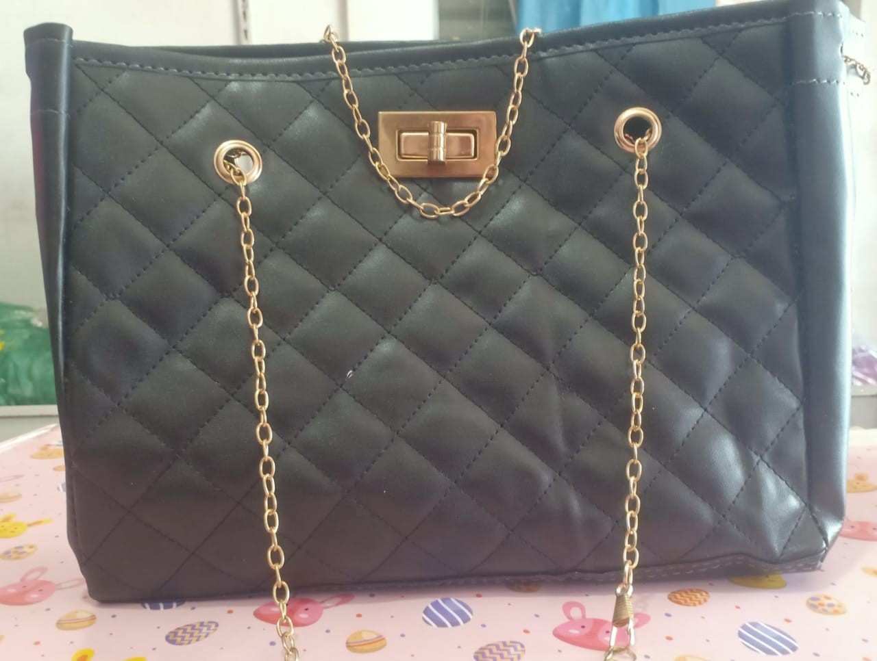 produk Tas wanita Oscar Hitam