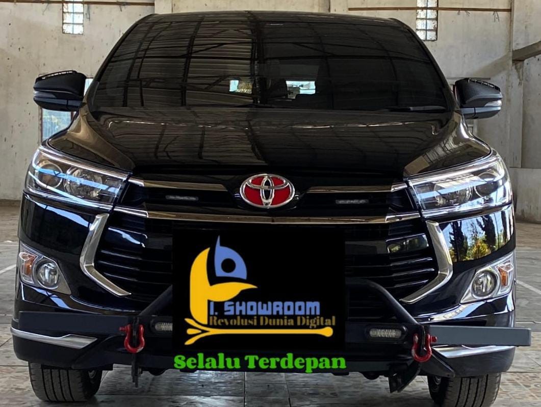 produk Innova diesel venturer 2020 hitam