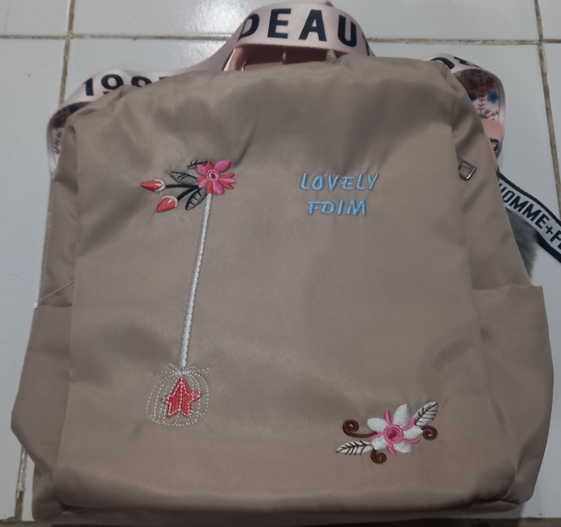 produk Tas Deauty 1987