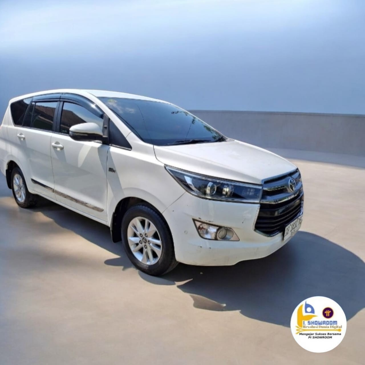 produk Mobil Toyota Innova Reborn V Metic Tahun 2019