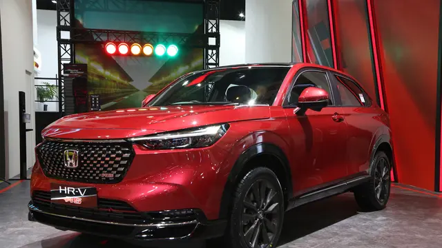 produk Honda HR-V SE CVT Ignite Red Metallic Two Tone (Type RS)